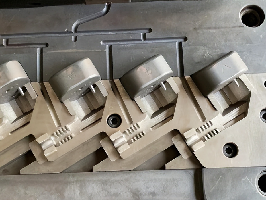 Large-Scale Die Casting and CNC Machining for Mass Production